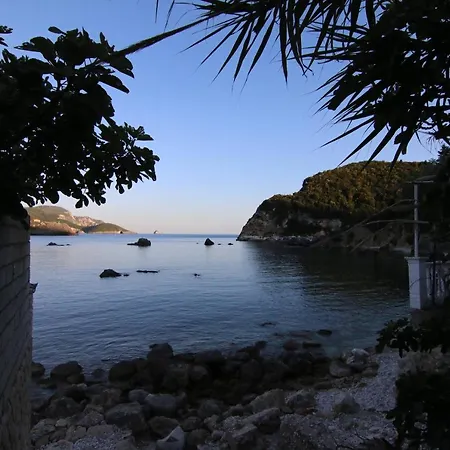 Sea Breeze *