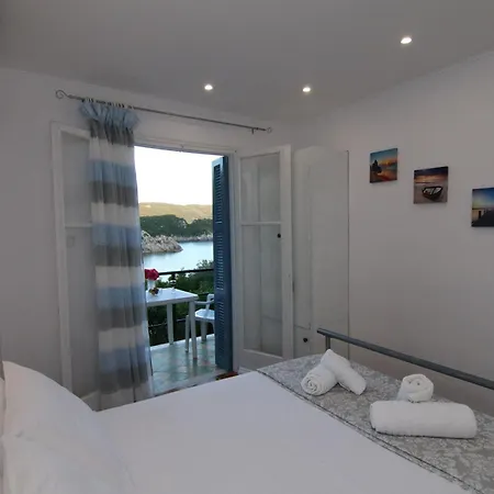 Apartment Sea Breeze *