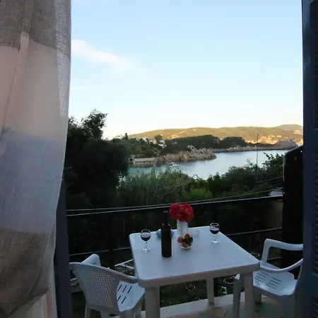Apartment Sea Breeze *